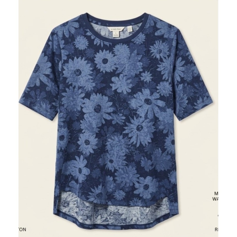Peace Love World Blue Floral High Low Hem T-Shirt Women Medium Short Sleeve Tee